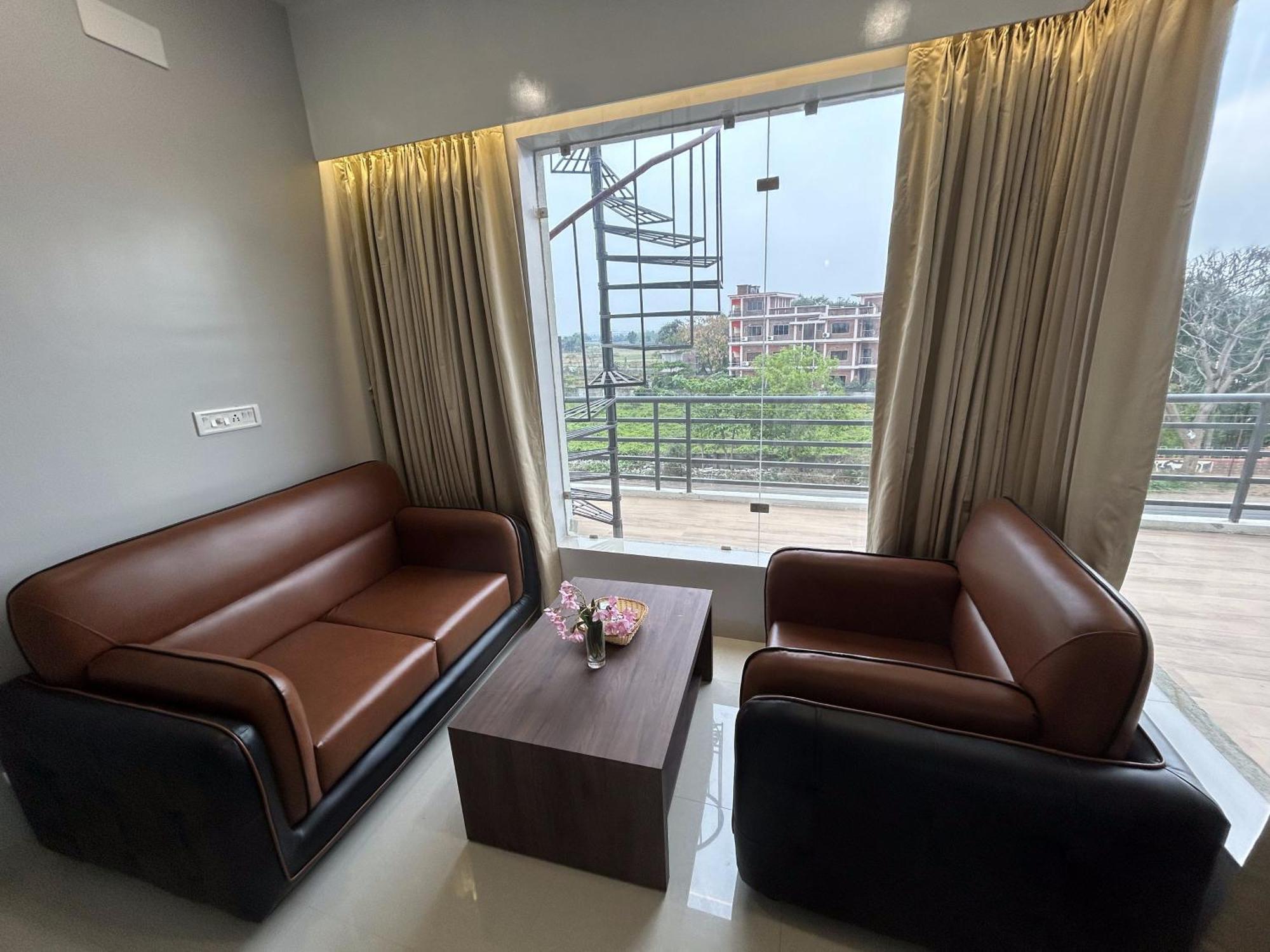 The Pearl Club Resort Shānti Niketan エクステリア 写真